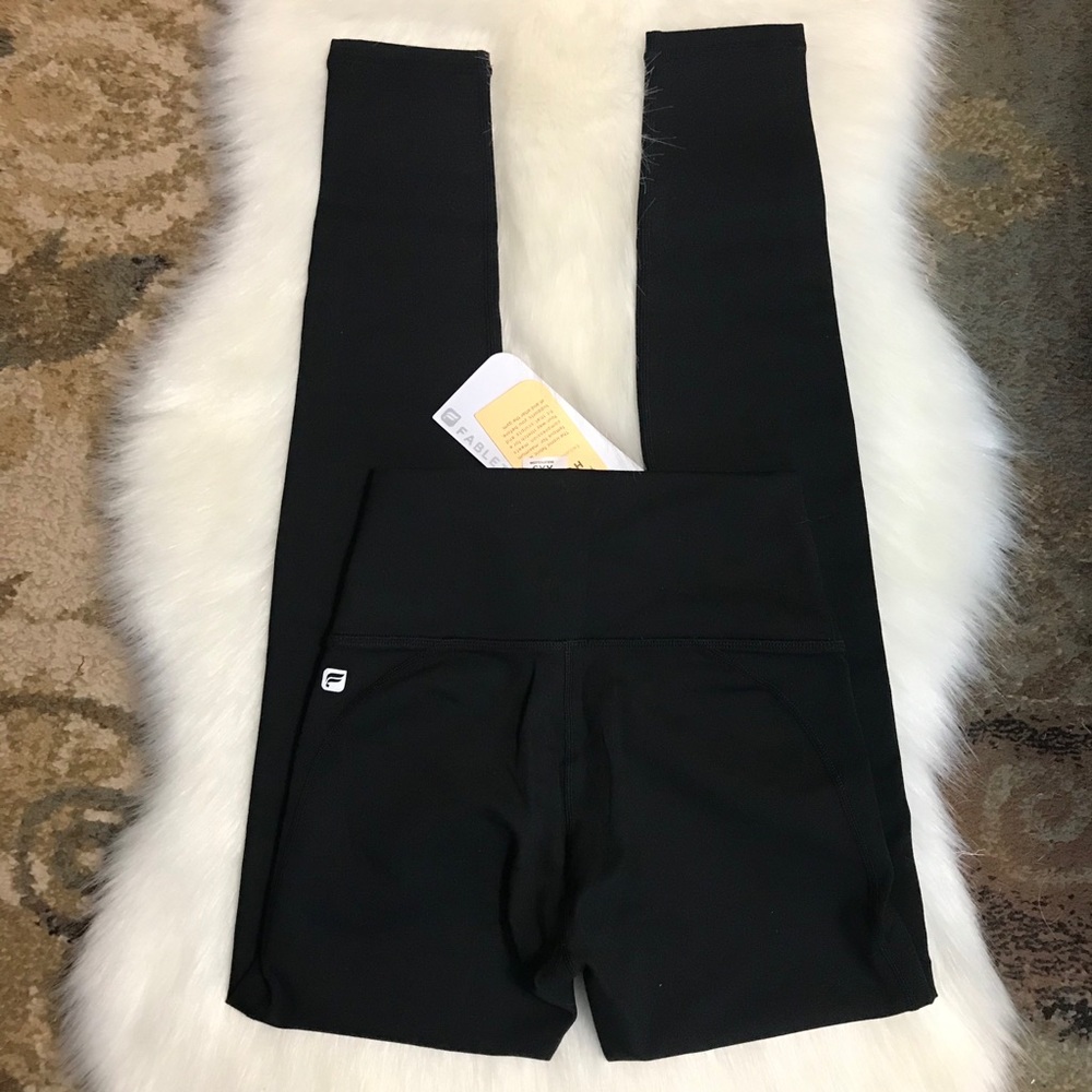 Fabletics ⚜️ Black High-Waisted Power Hold Legging
